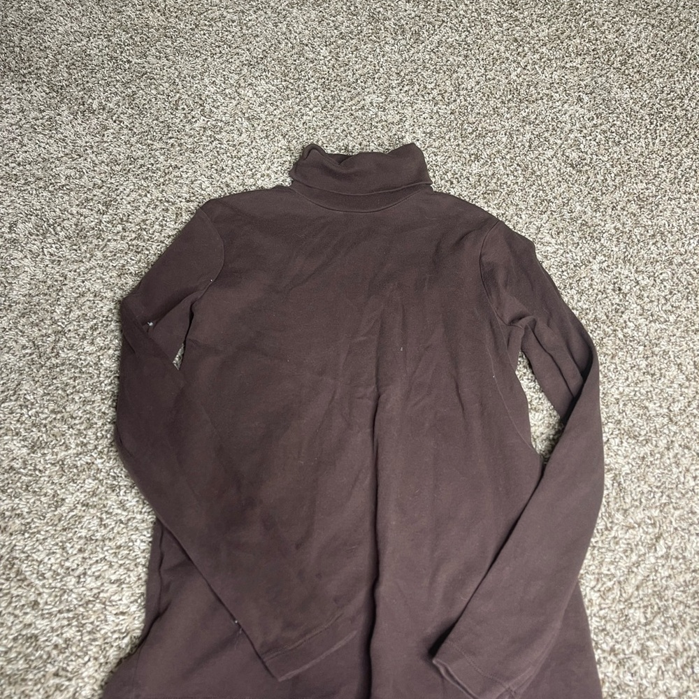Brown Long Sleeve Tee for Effortless Style